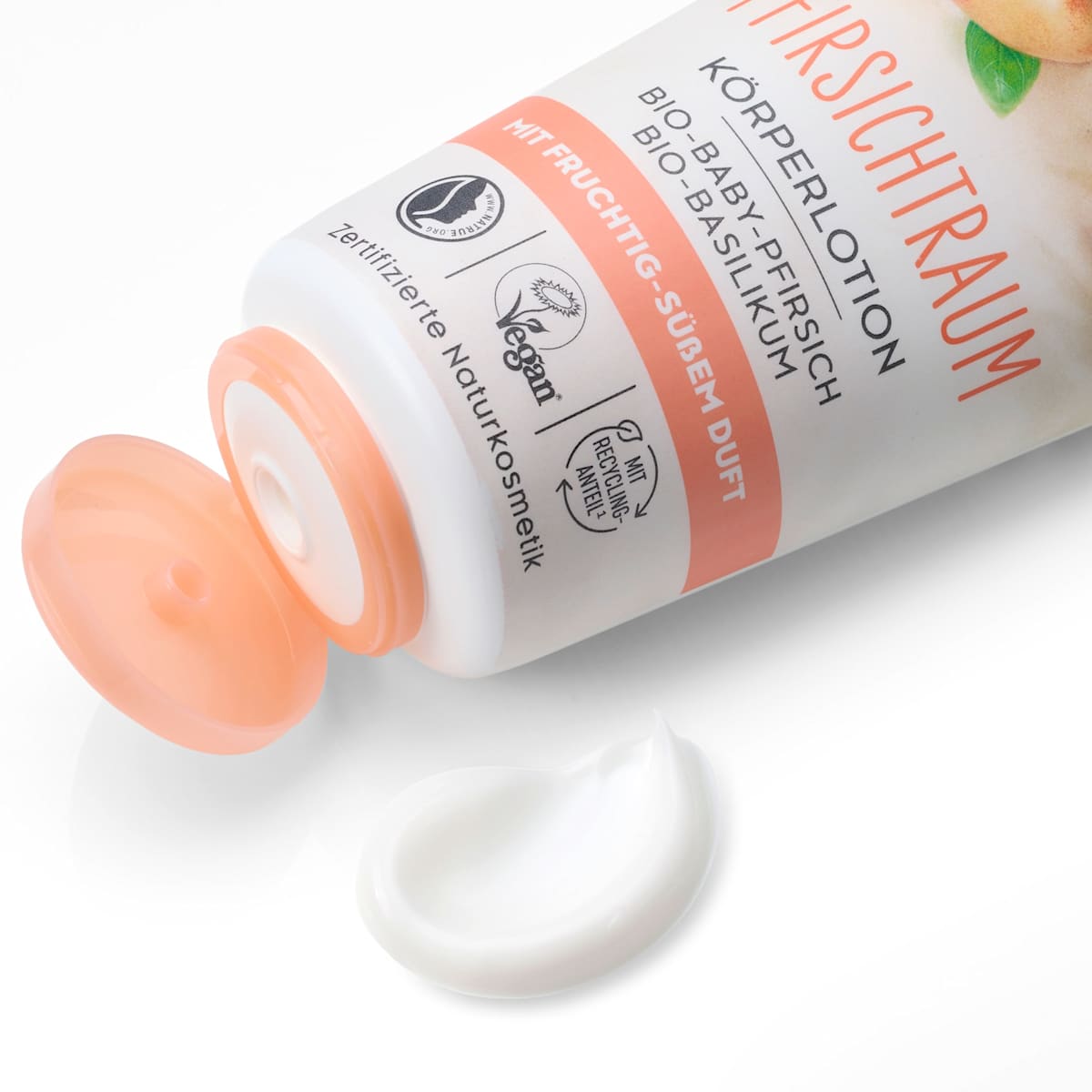 Alverde Pfirsichtraum Körperlotion with Organic Baby Peach & Organic Basil 200 ml